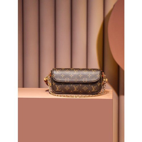 Louis Vuitton 𝐖𝐀𝐋𝐋𝐄𝐓 𝐎𝐍 𝐂𝐇𝐀𝐈𝐍 𝐈𝐕𝐘 Generation level - underarm bag - Rachellebags
