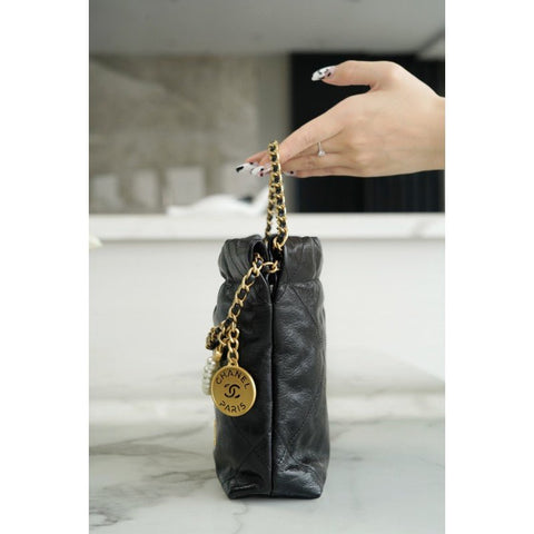 𝗖𝗛𝗔𝗡𝗘𝗟✦ 23S 22 Mini pearl chain bag black - Rachellebags