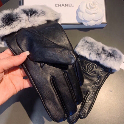 CHANEL AUTUMN AND WINTER LAZY RABBIT FUR SHEEPSKIN GLOVES CELL PHONE TOUCH SCREEN - Rachellebags