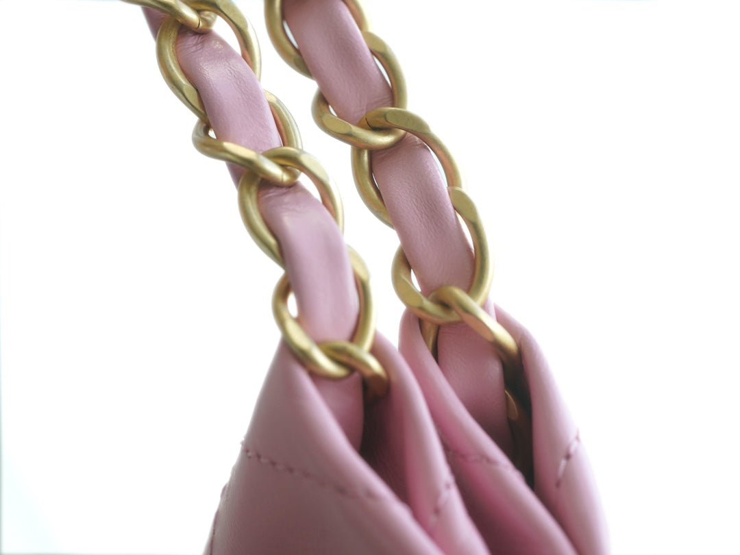 𝗖𝗛𝗔𝗡𝗘𝗟 ✦ 𝟐𝟐𝗣Premium Handcraft Workshop 𝟐𝟐Handbag Genuine Tail Leather Medium Cherry Blossom Pink - Rachellebags