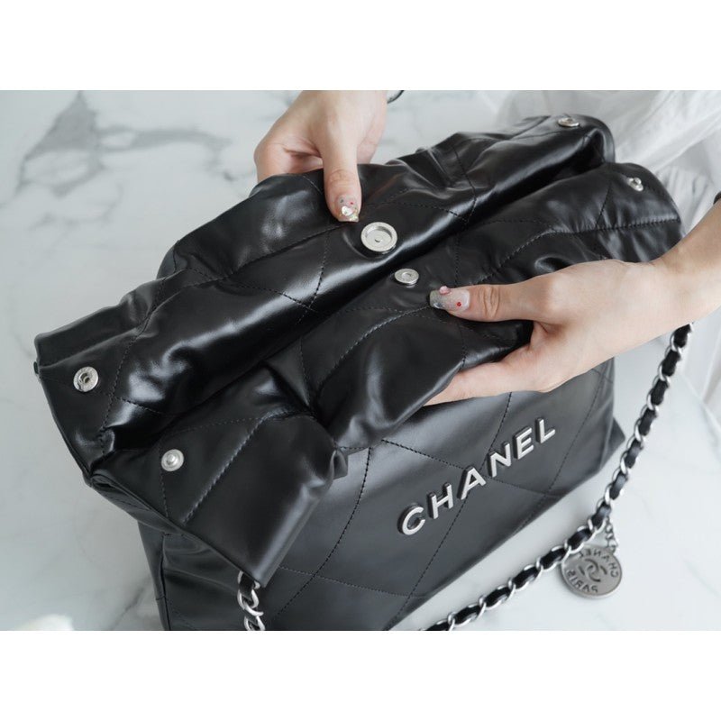𝗖𝗛𝗔𝗡𝗘𝗟✦ 𝟐𝟐𝗣 Spring/Summer New 𝟐𝟐 Handbag Small Black Silver Buckle - Rachellebags